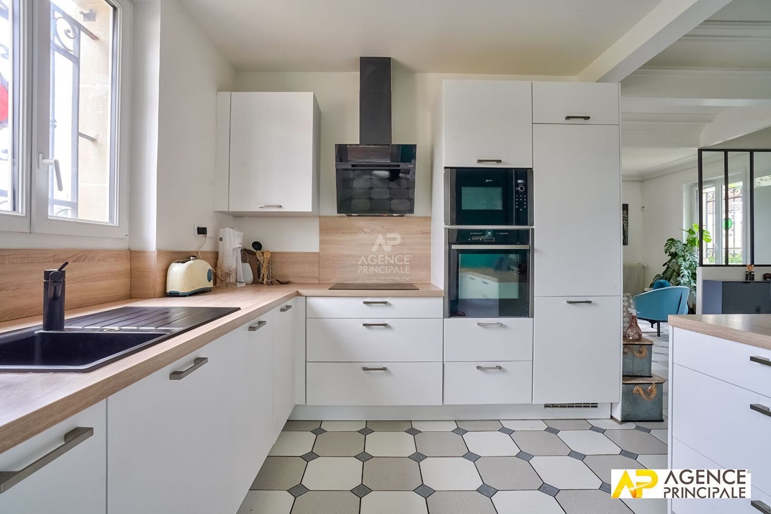 Maison à vendre, 144m², Le Mesnil-le-Roi