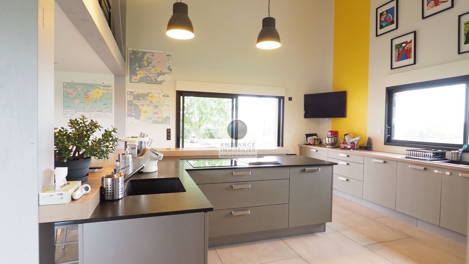 Maison à vendre, 273m², Alixan