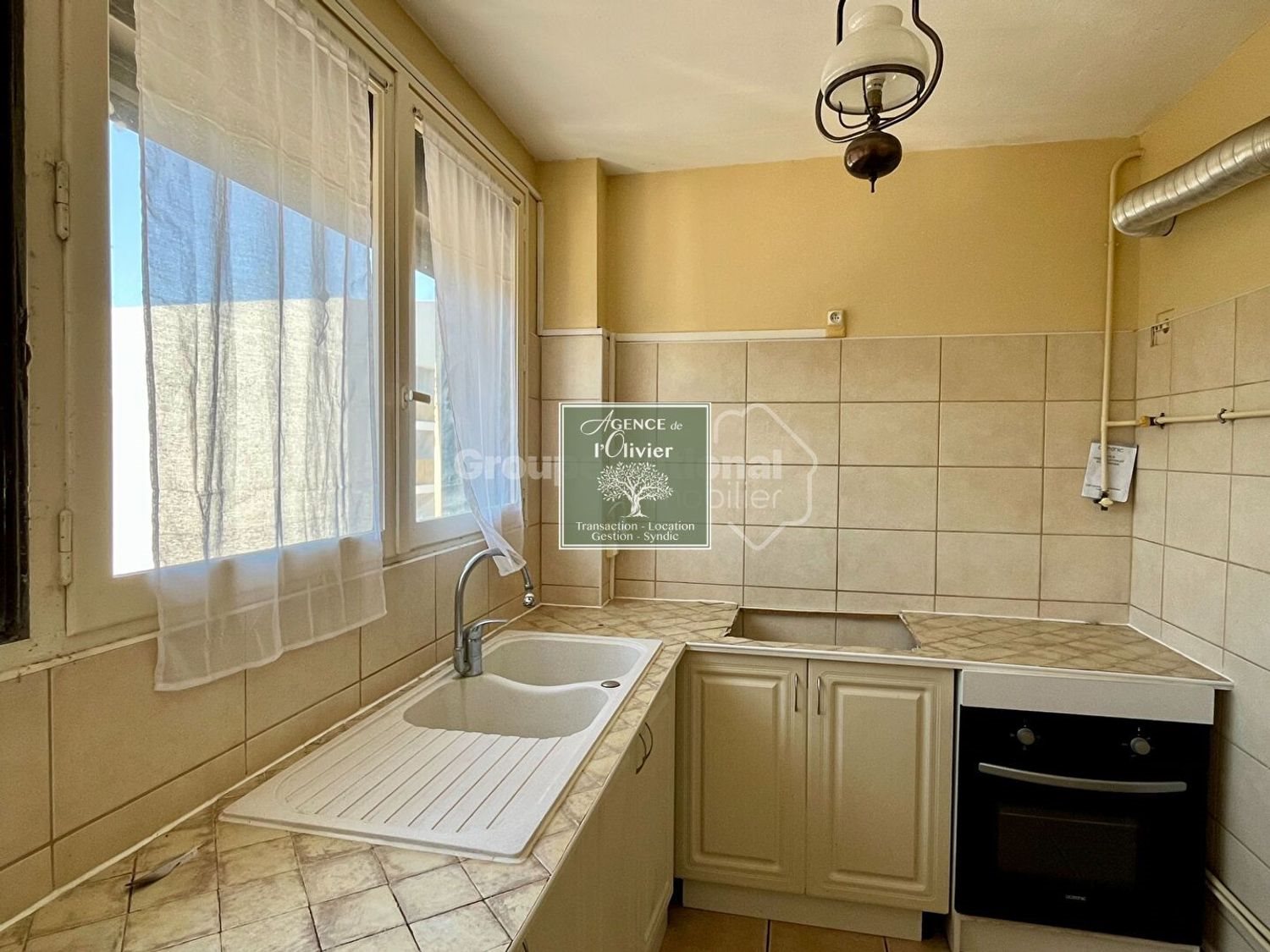 Appartement à vendre, 66m², Arles
