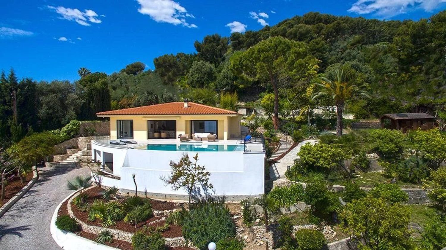 Maison à louer, 280m², Roquebrune-Cap-Martin