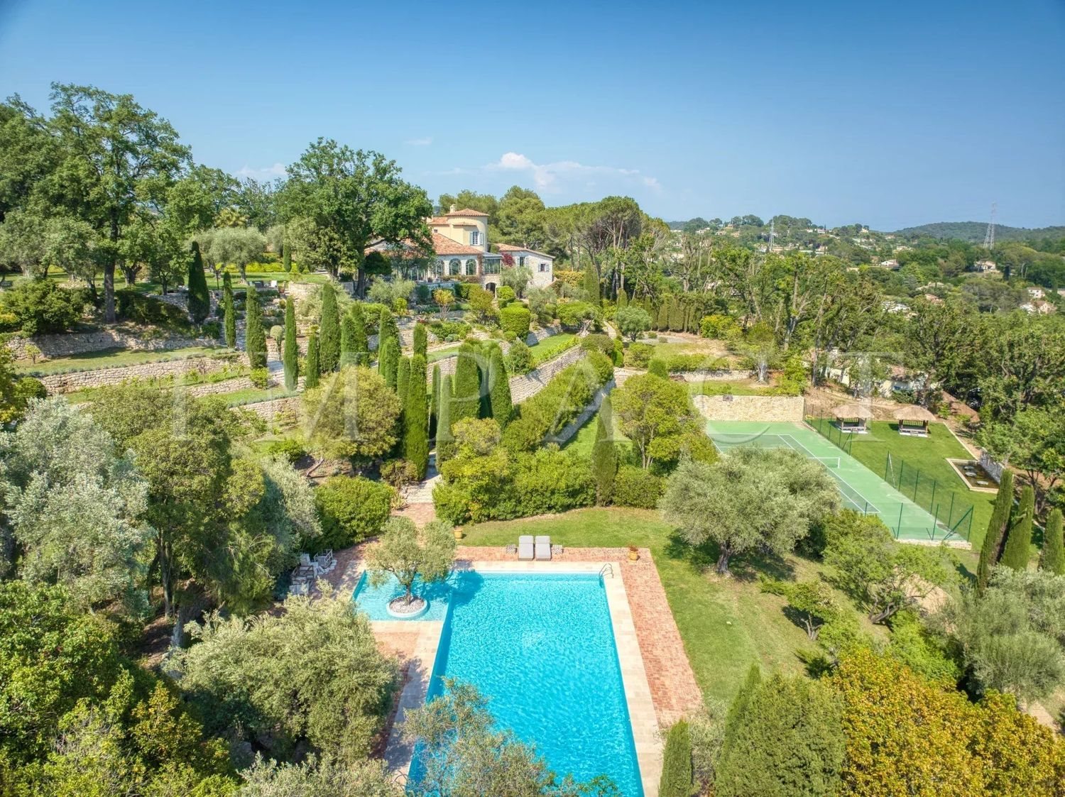Maison à louer, 1200m², Mougins