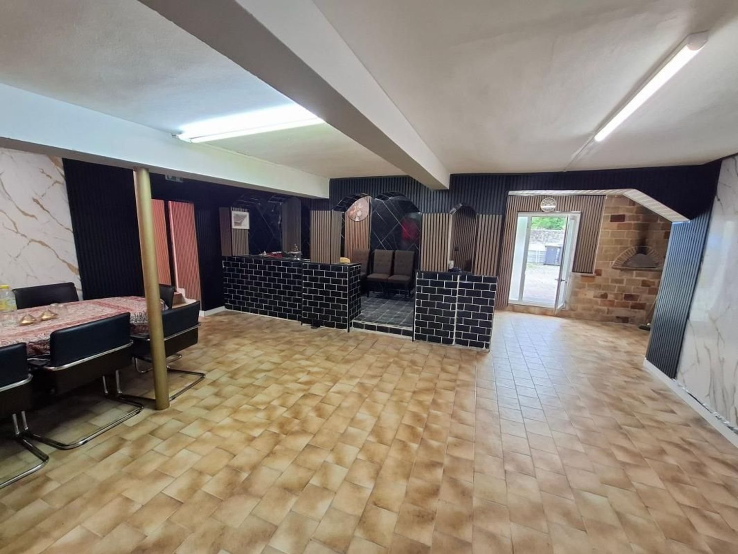 Maison à vendre, 210m², Cuise-la-Motte