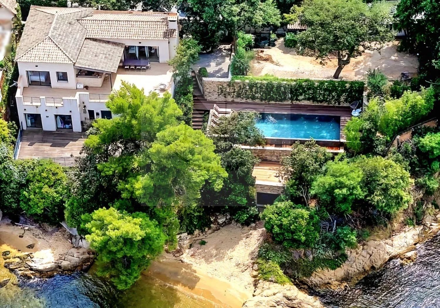 Maison à vendre, 200m², Saint-Tropez