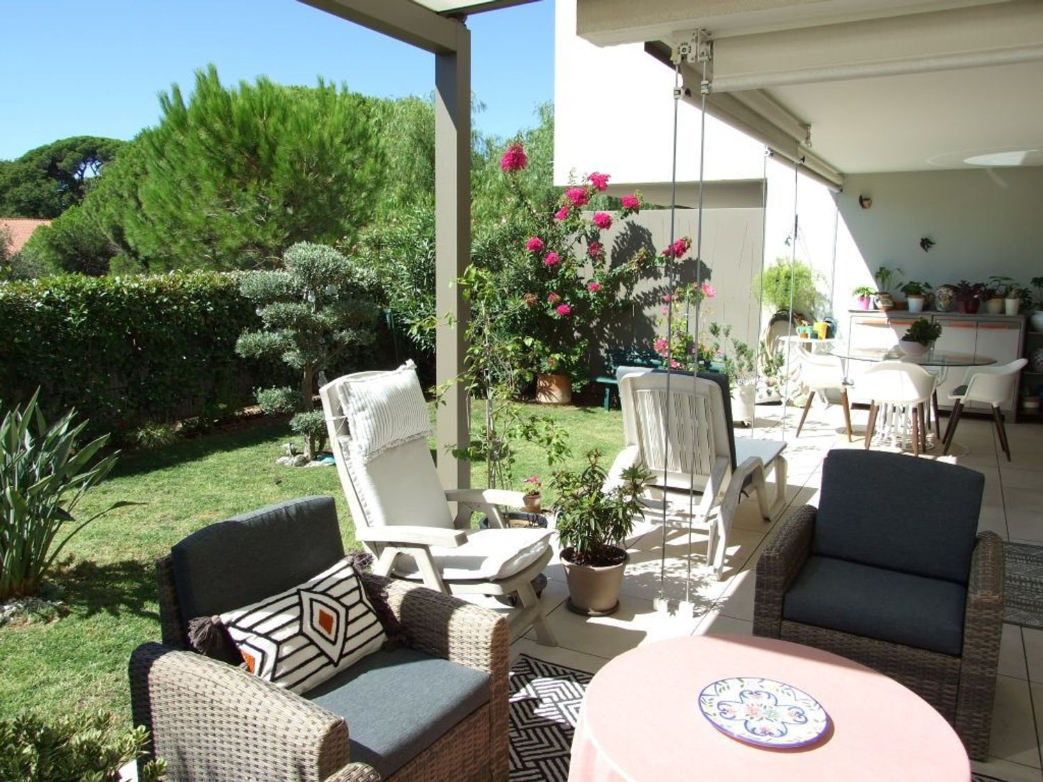 Appartement à vendre, 65m², Fréjus