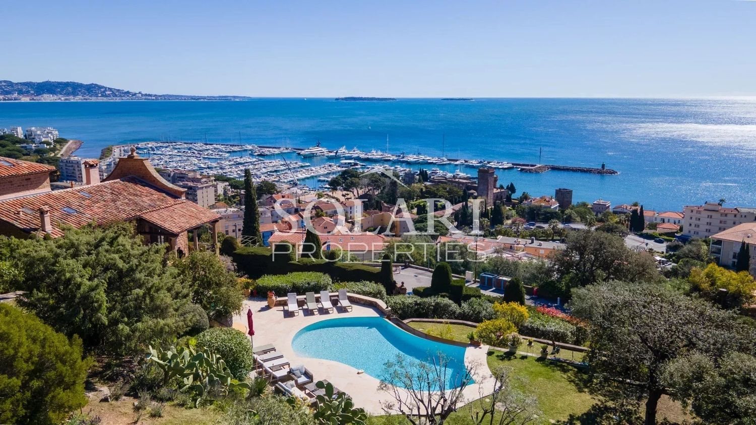 Maison à louer, 180m², Mandelieu-la-Napoule