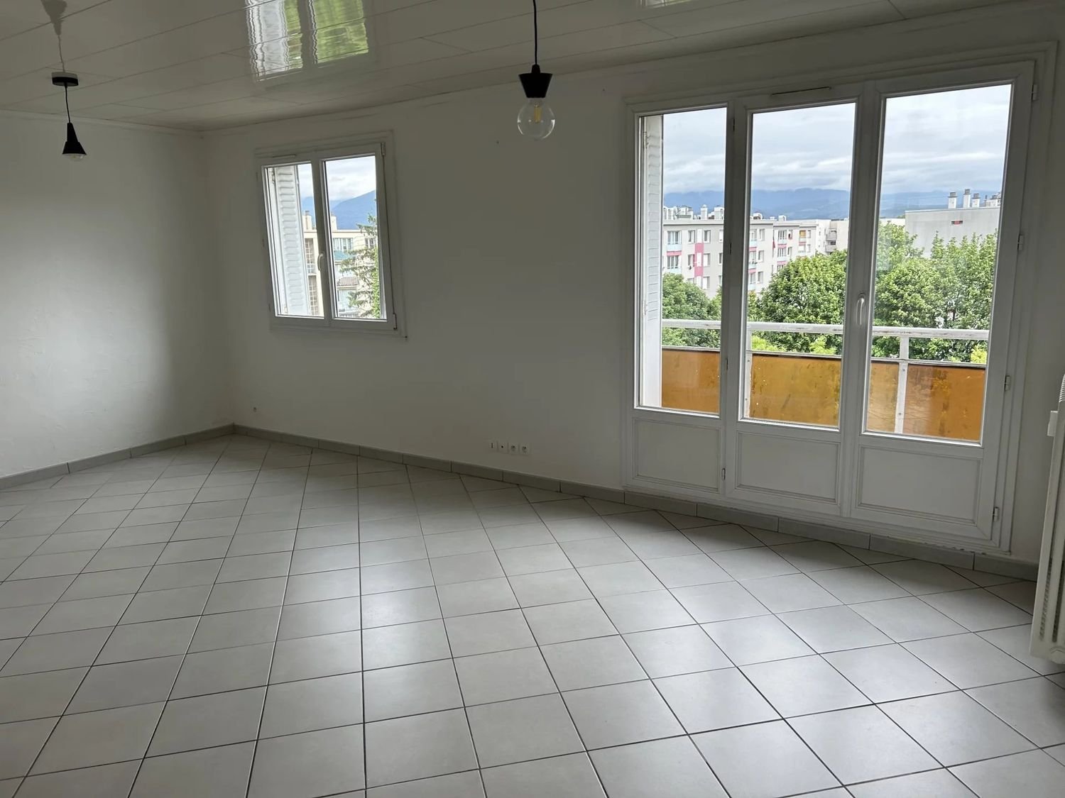 Appartement à louer, 61m², Fontaine
