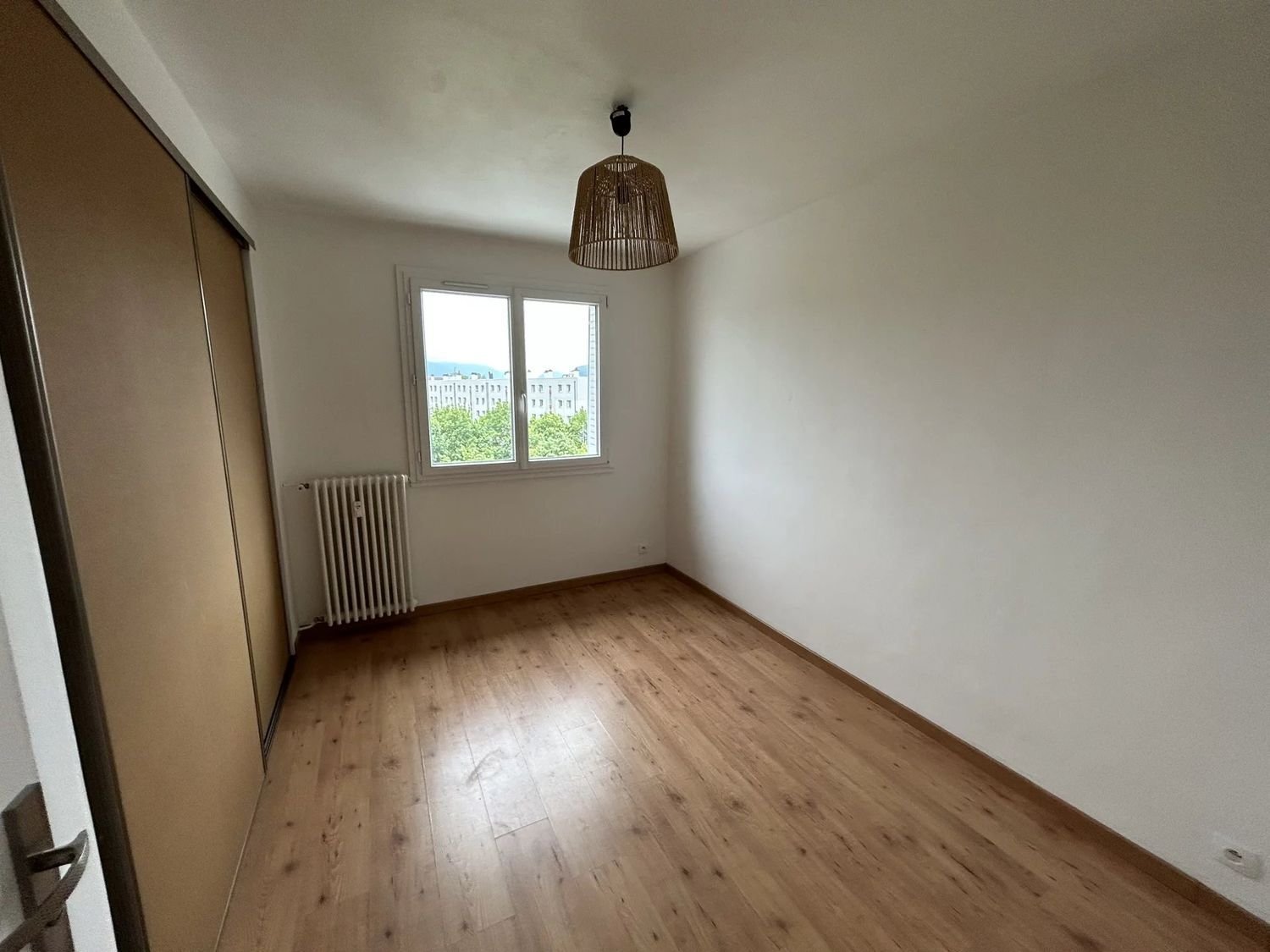 Appartement à louer, 61m², Fontaine