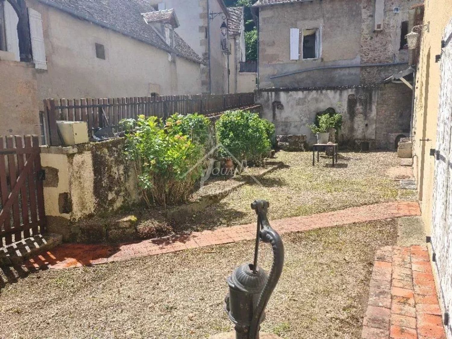 Maison à vendre, 102m², Bourbon-l'Archambault