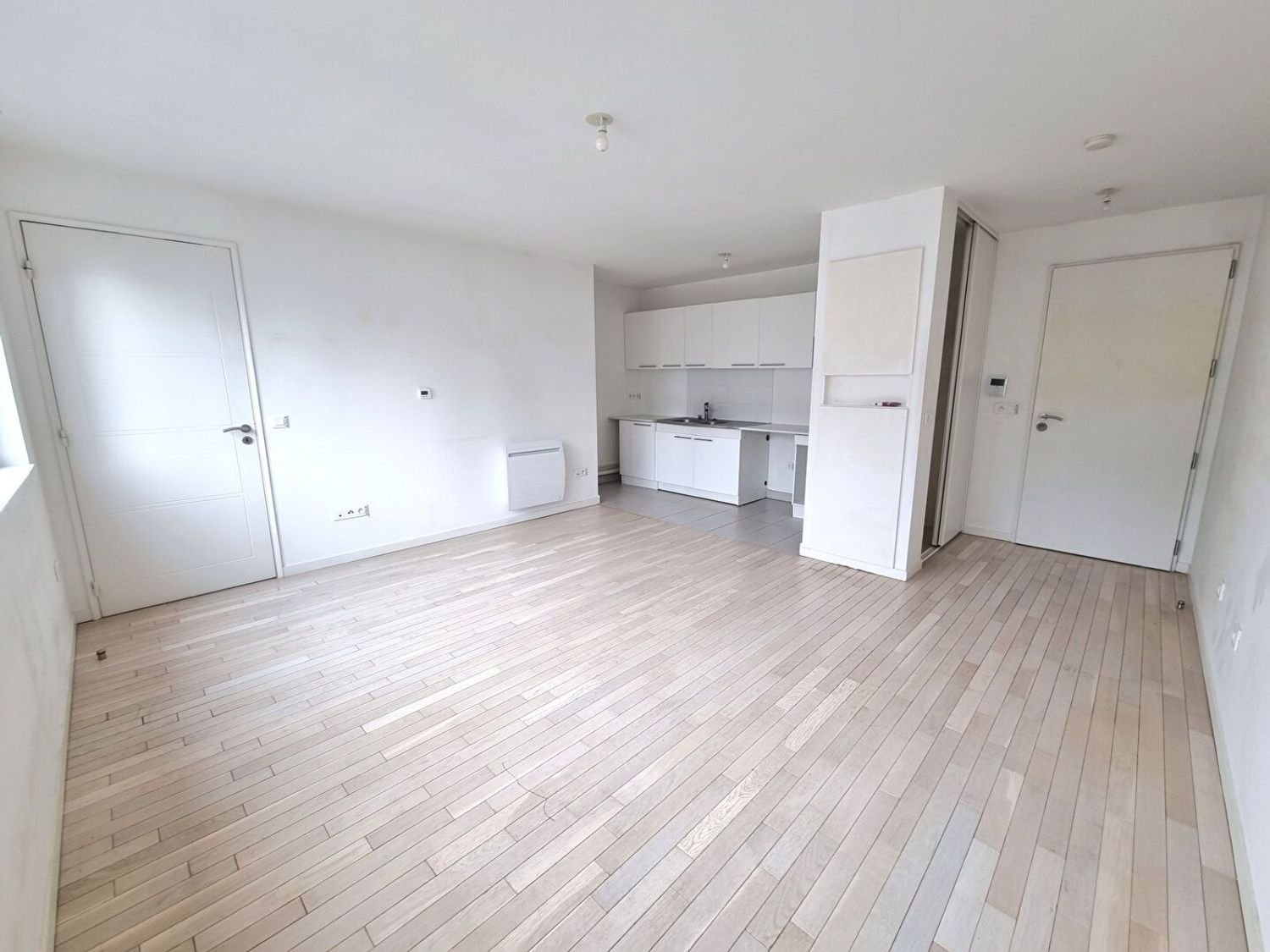 Appartement à louer, 43m², Courbevoie