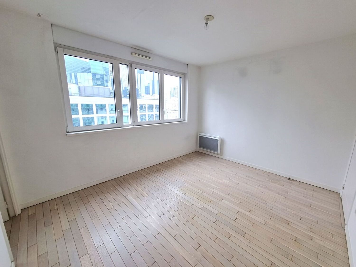 Appartement à louer, 43m², Courbevoie