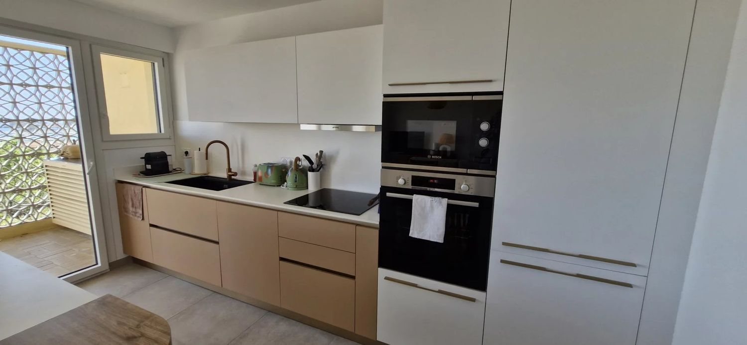 Appartement à louer, 78m², Bandol