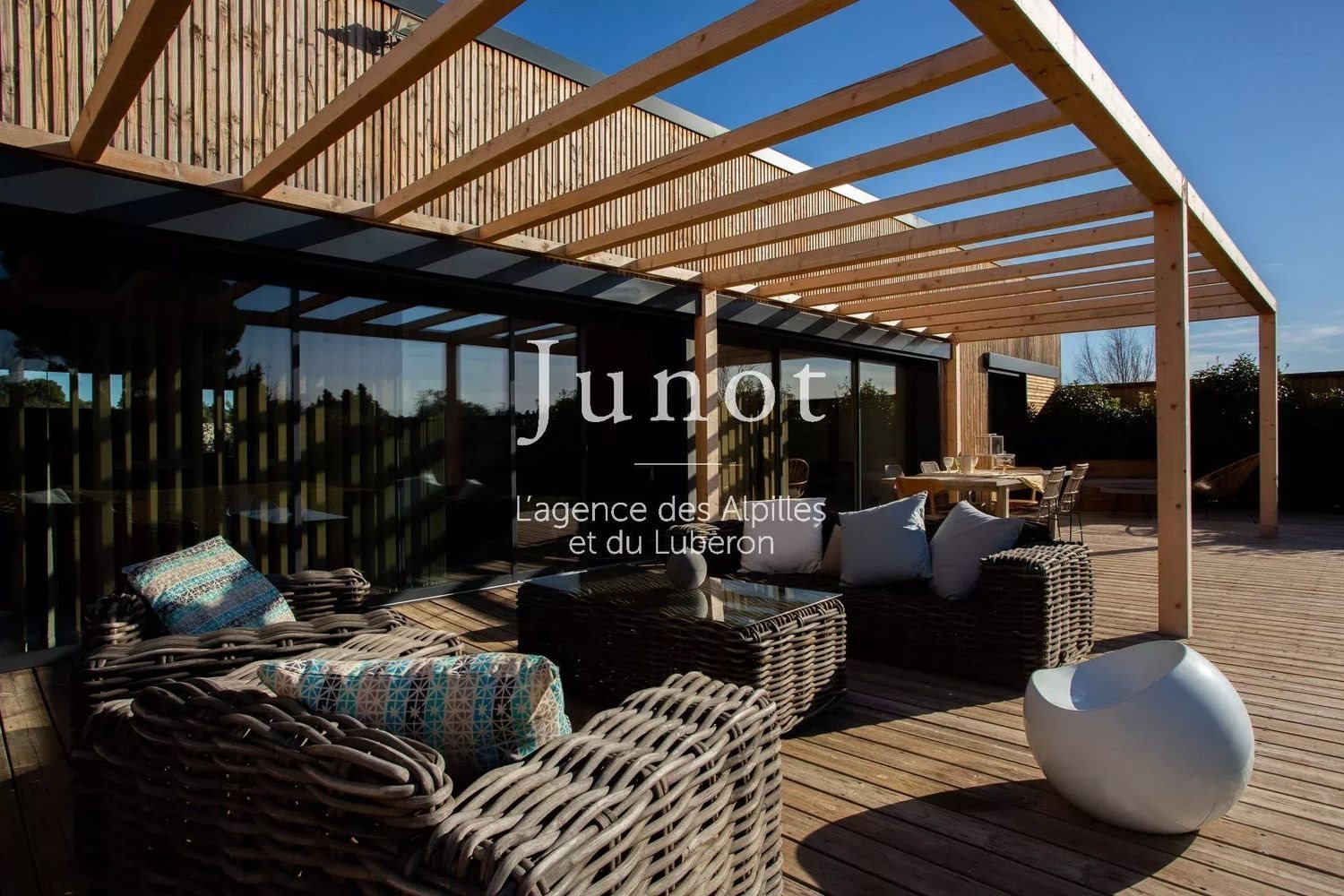 Maison à louer, 200m², Paradou