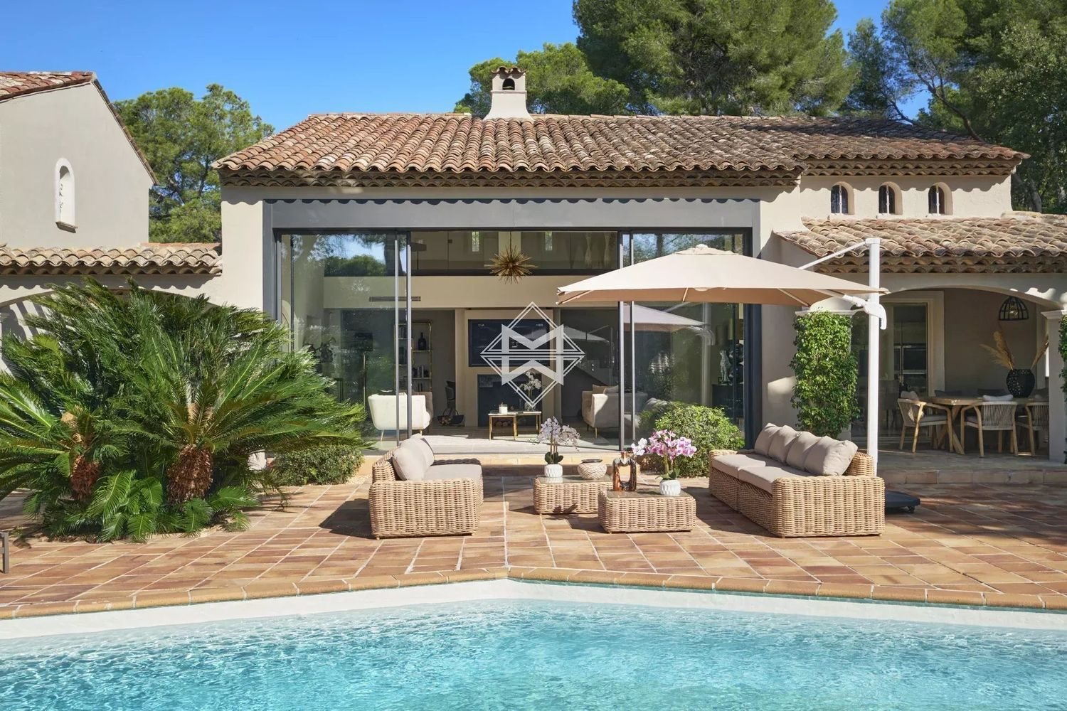 Maison à louer, 430m², Mougins
