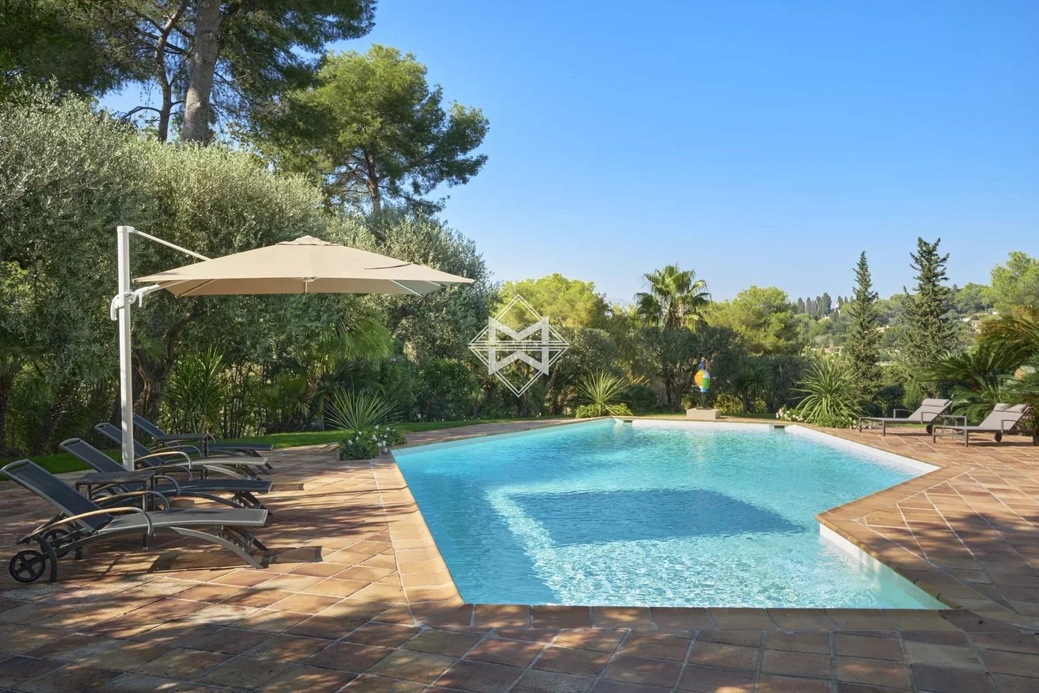 Maison à louer, 430m², Mougins