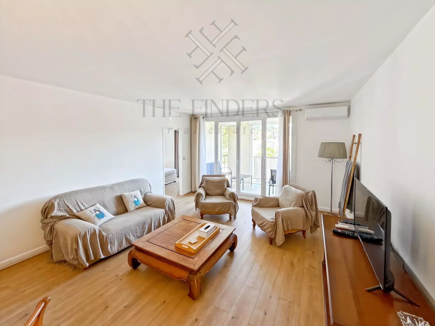 Appartement à louer, 70m², Saint-Tropez
