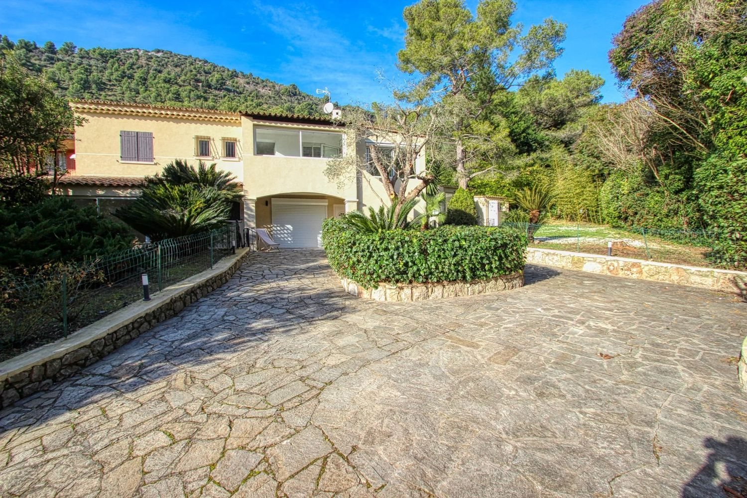 Maison à vendre, 215m², La Turbie