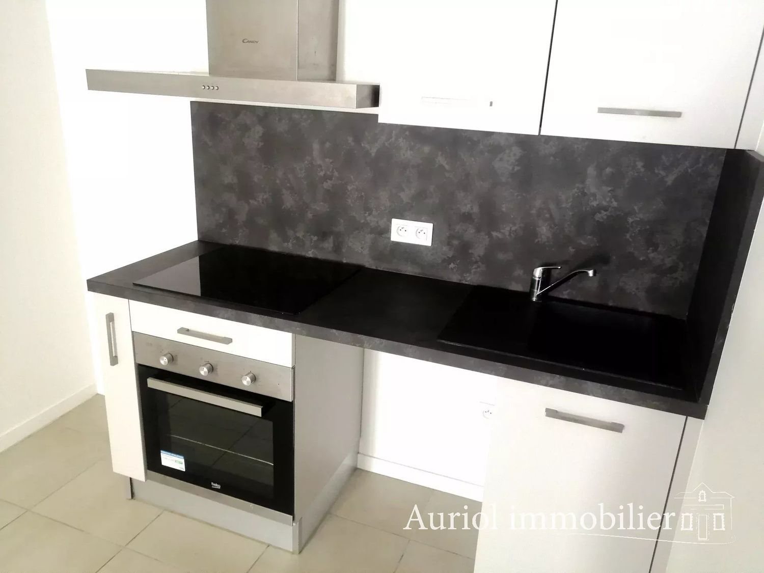 Appartement à louer, 28m², Auriol