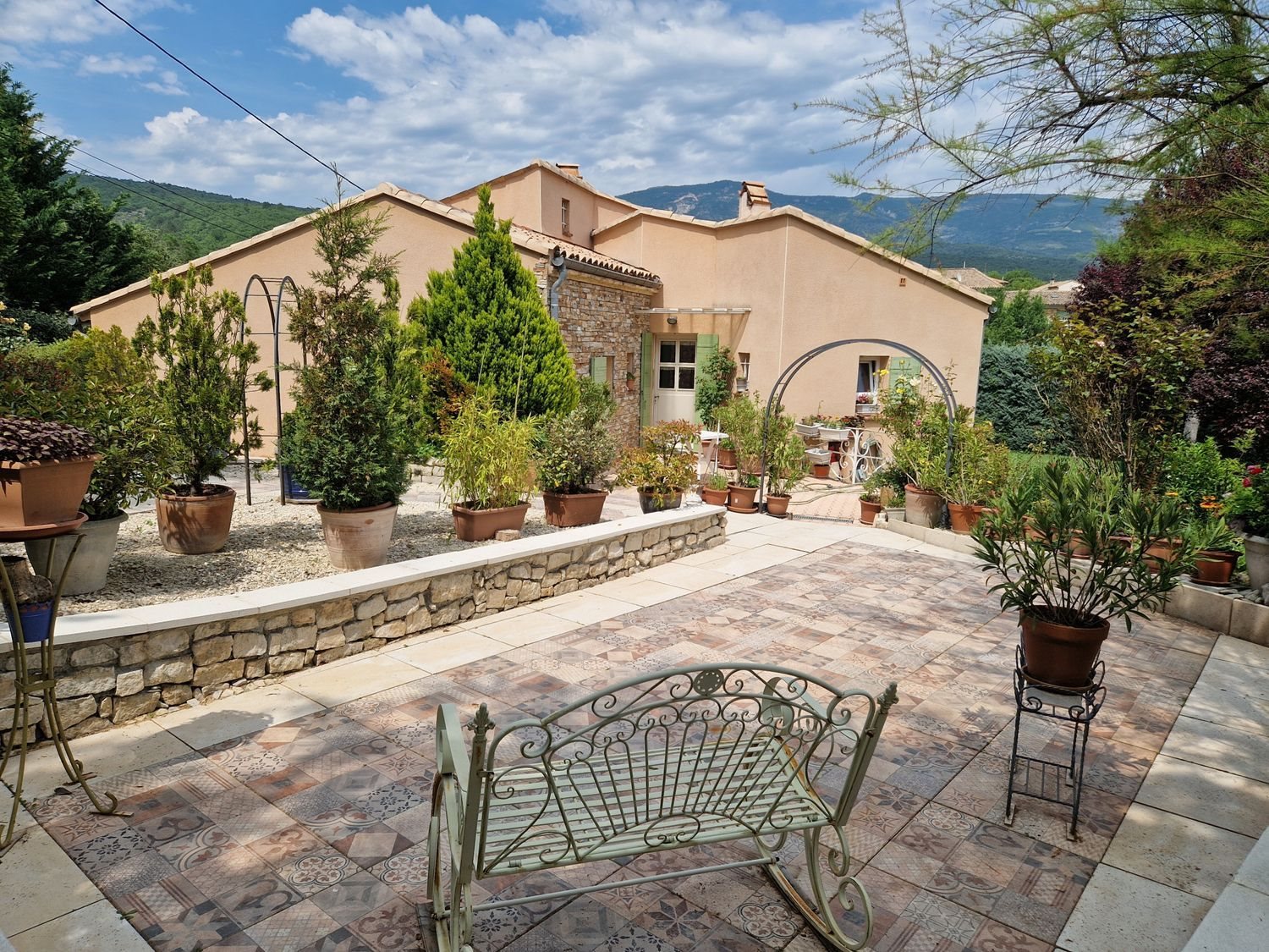 Maison à vendre, 136m², Sainte-Jalle