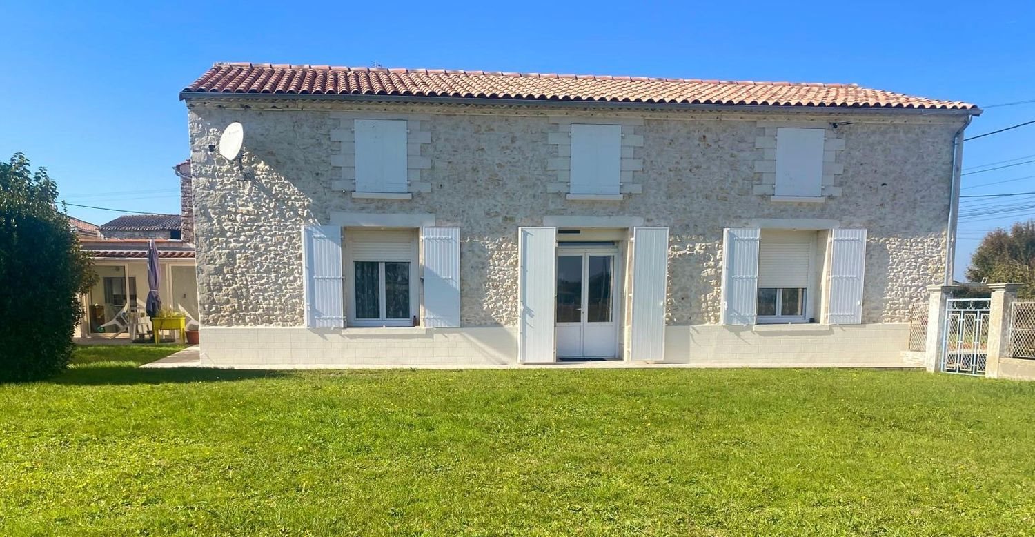 Maison à vendre, 147m², Corme-Ecluse