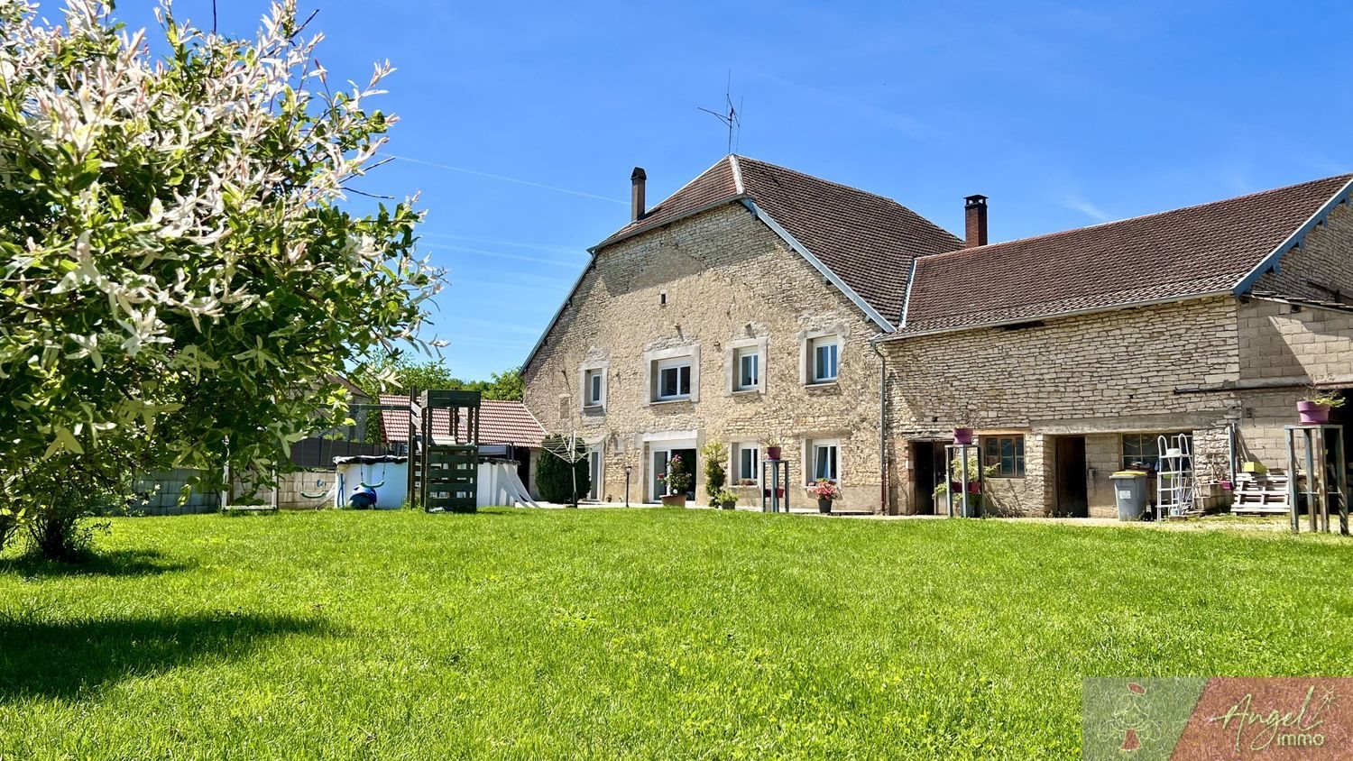 Maison à vendre, 365m², Besançon