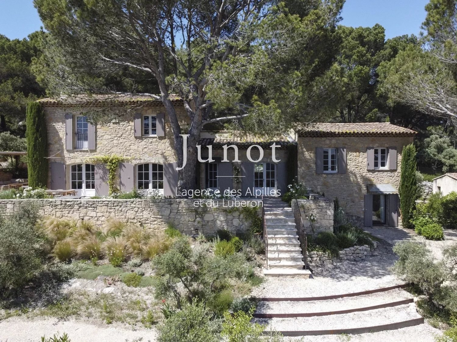 Maison à louer, 240m², Maussane-les-Alpilles