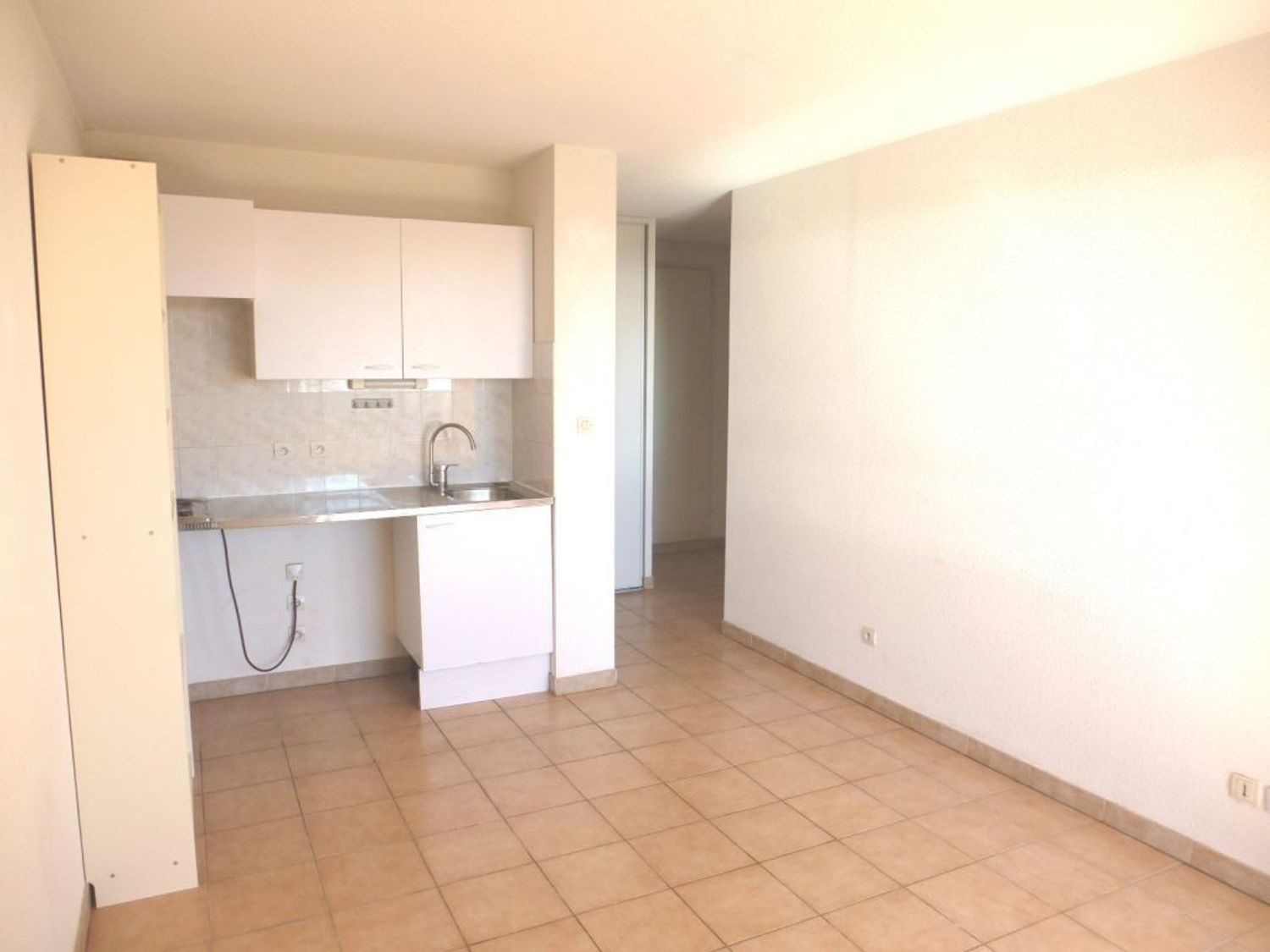 Appartement à louer, 28m², Sausset-les-Pins