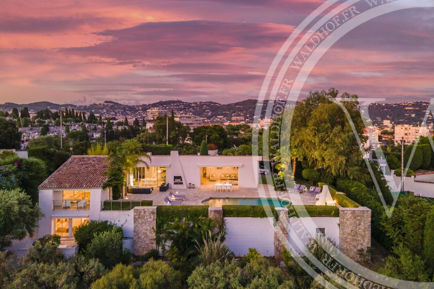 Maison à louer, 300m², Cannes
