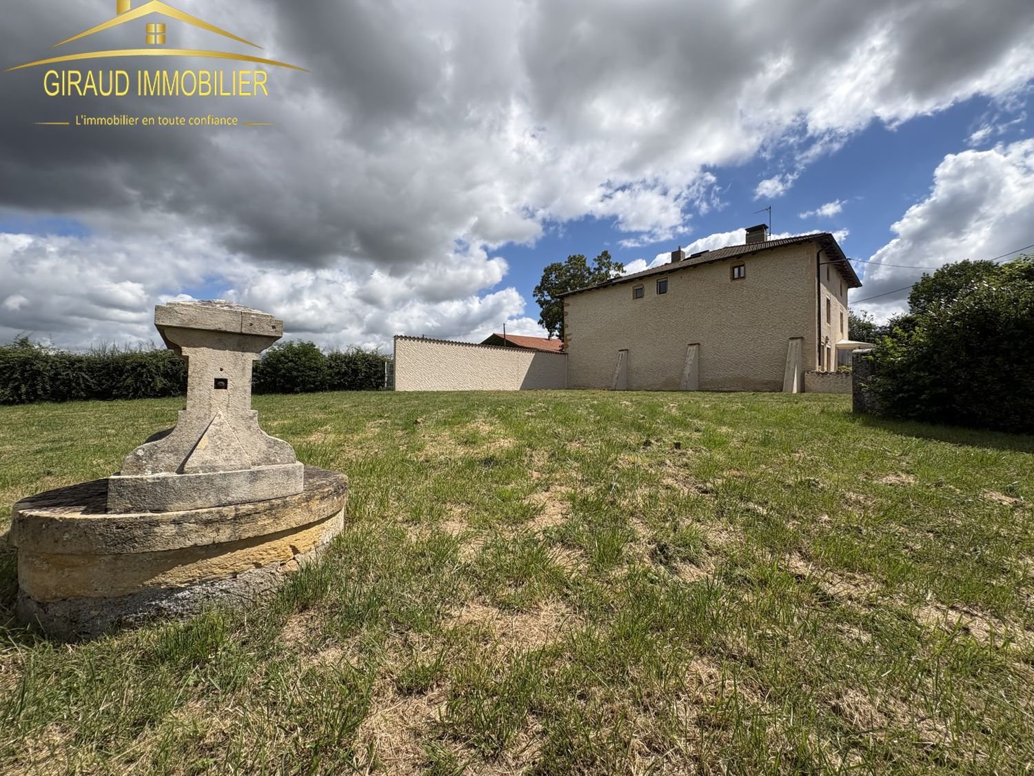 Maison à vendre, 213m², Fleury-la-Montagne