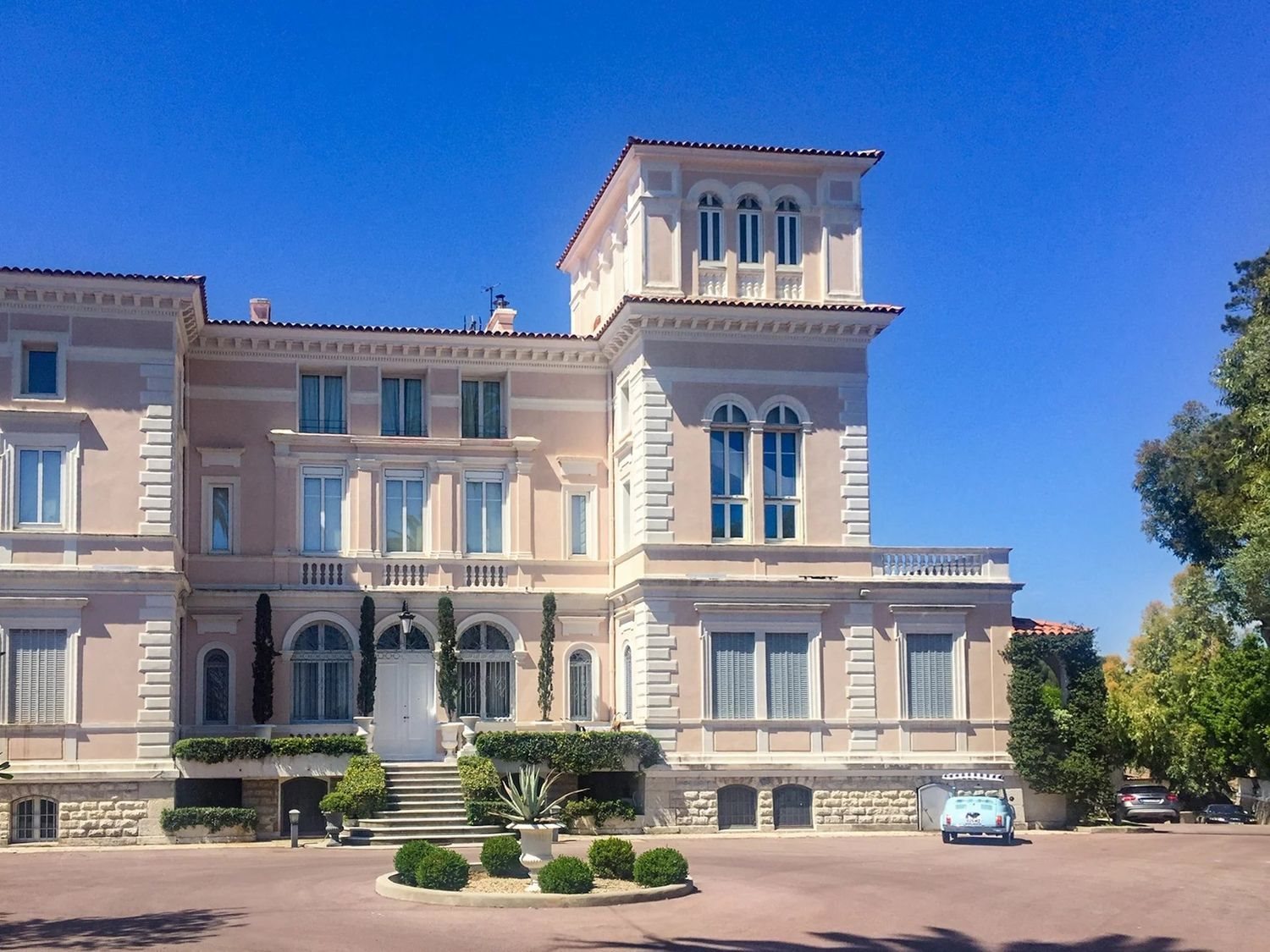Appartement à louer, 180m², Antibes