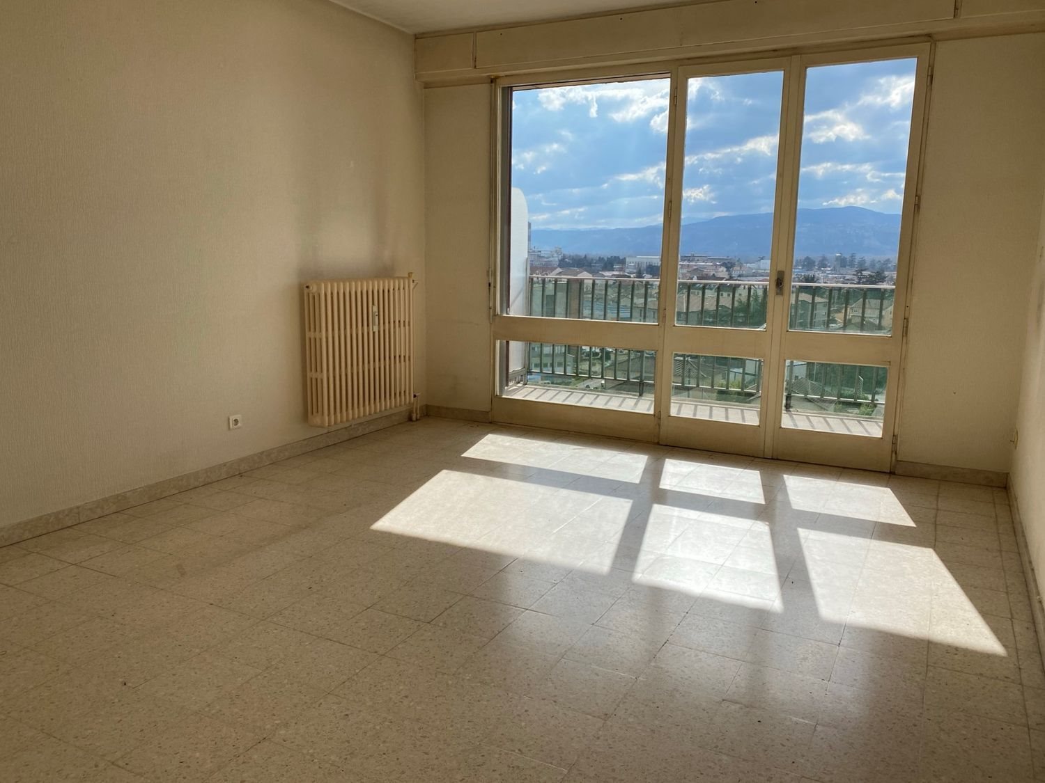 Appartement à vendre, 57m², Roussillon
