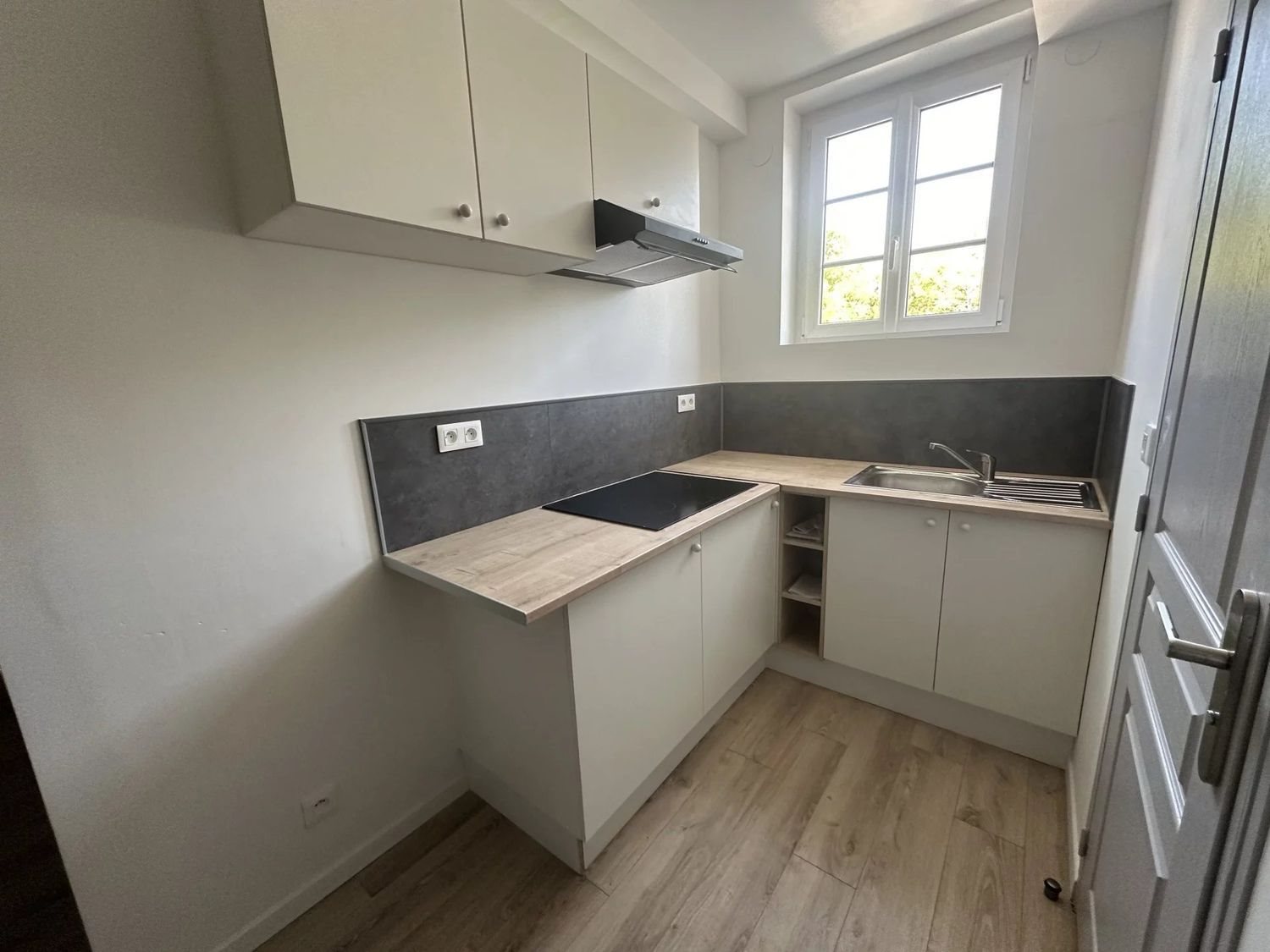Appartement à louer, 33m², Boves