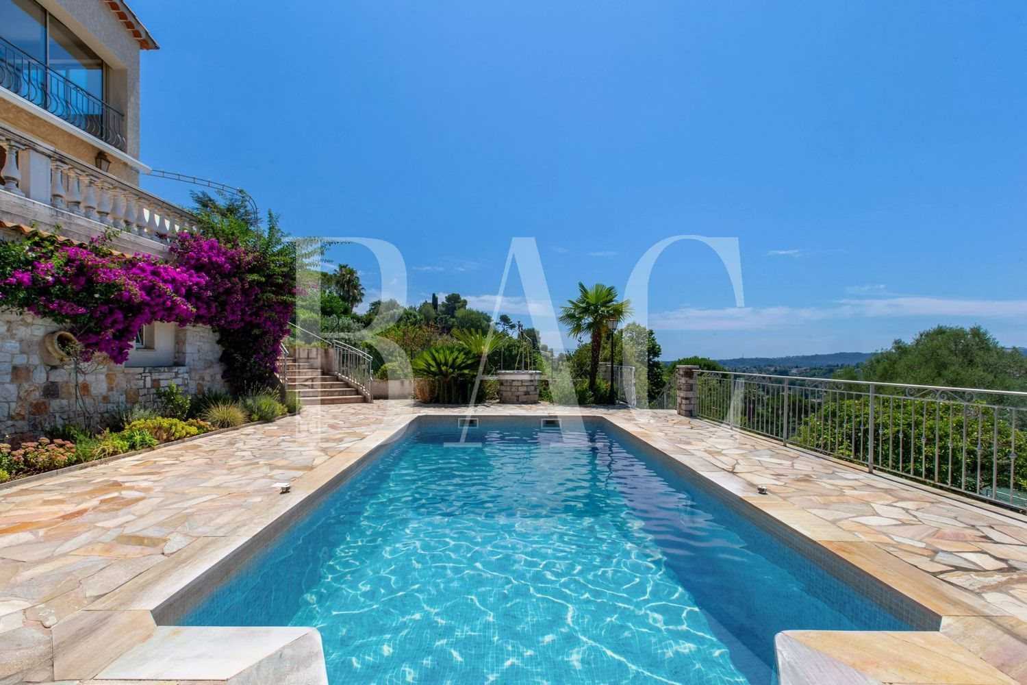 Maison à vendre, 350m², Saint-Paul-de-Vence