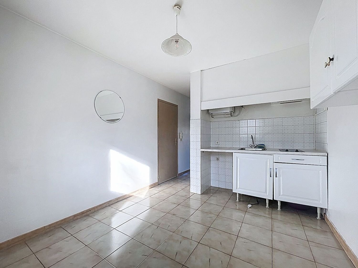 Appartement à louer, 24m², Marseille 9ème