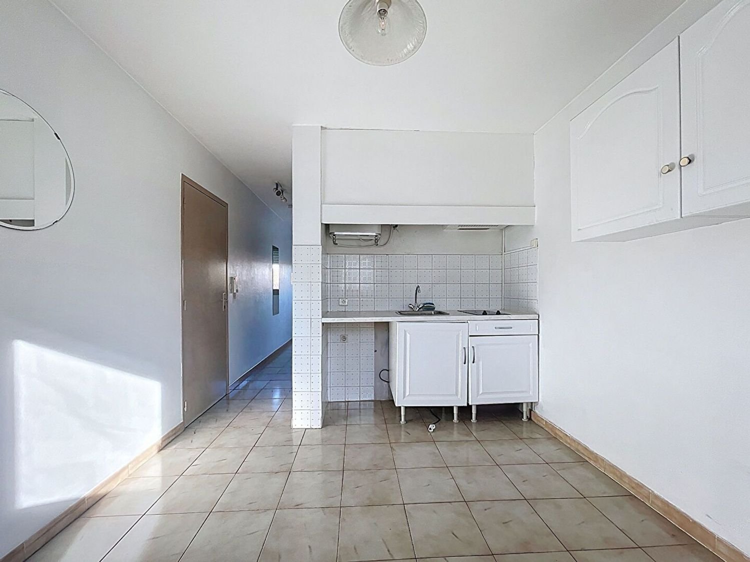 Appartement à louer, 24m², Marseille 9ème