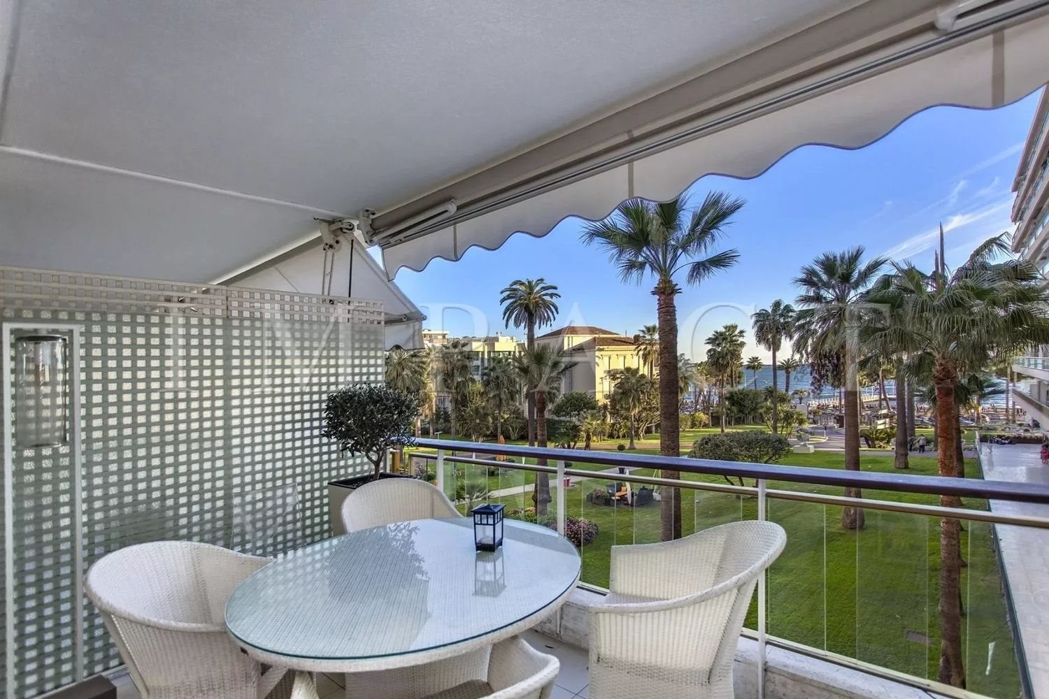 Appartement à louer, 83m², Cannes
