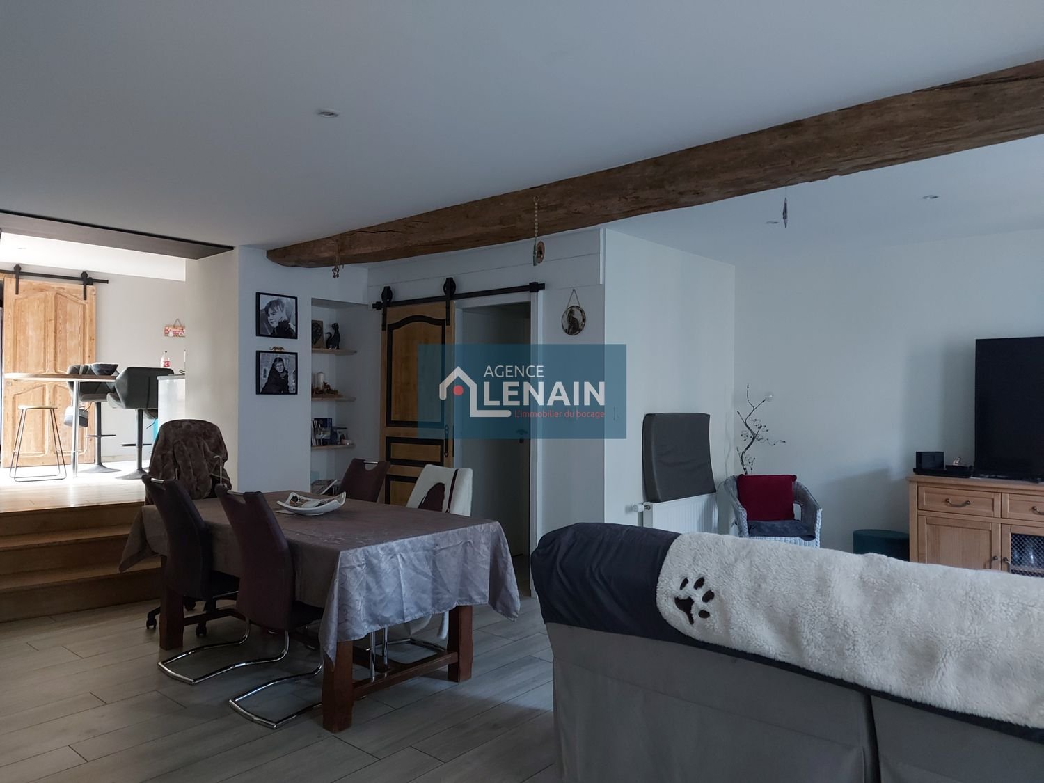Maison à vendre, 182m², Saint-Amand-sur-Sèvre