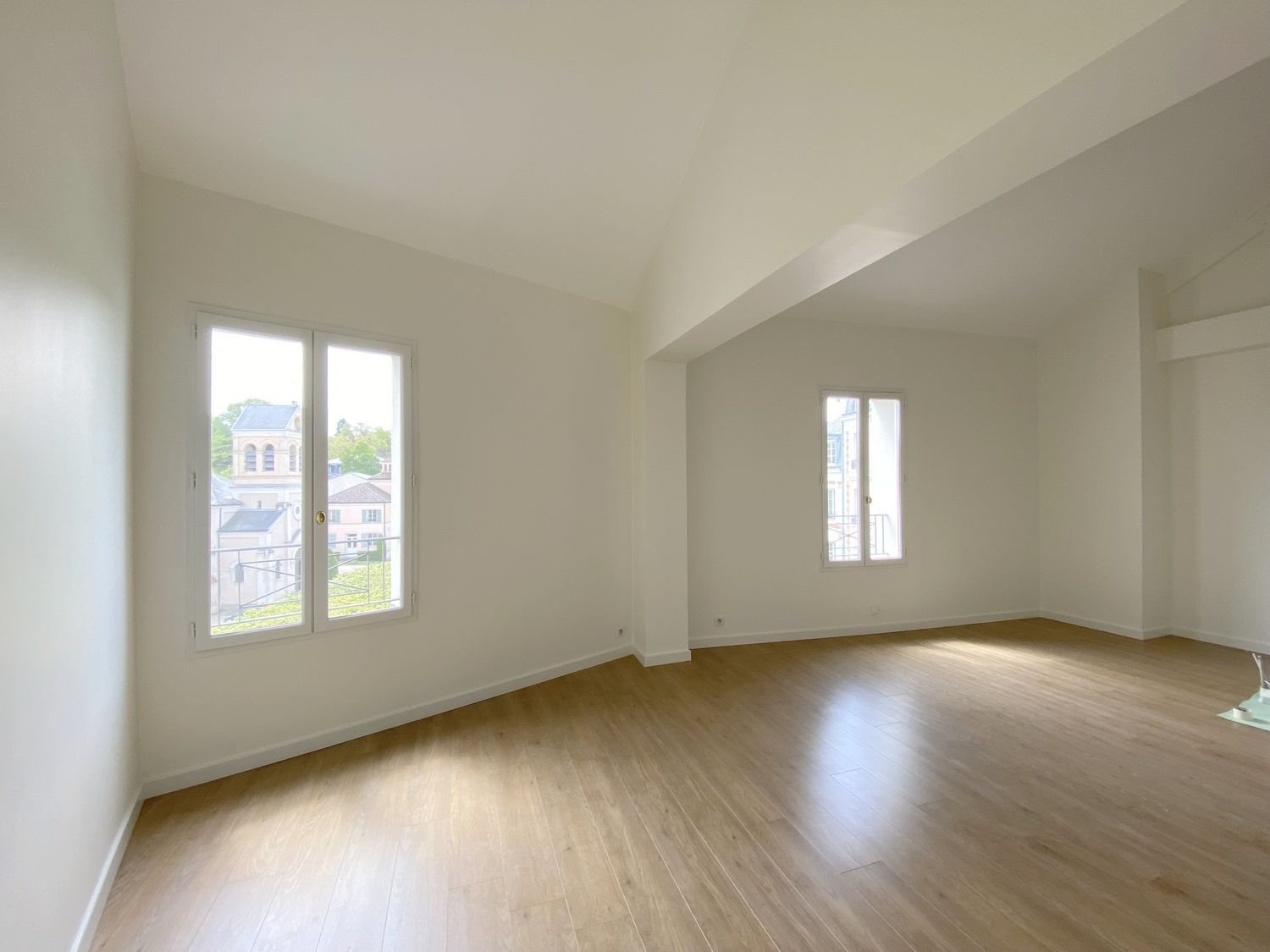 Appartement à louer, 79m², Garches