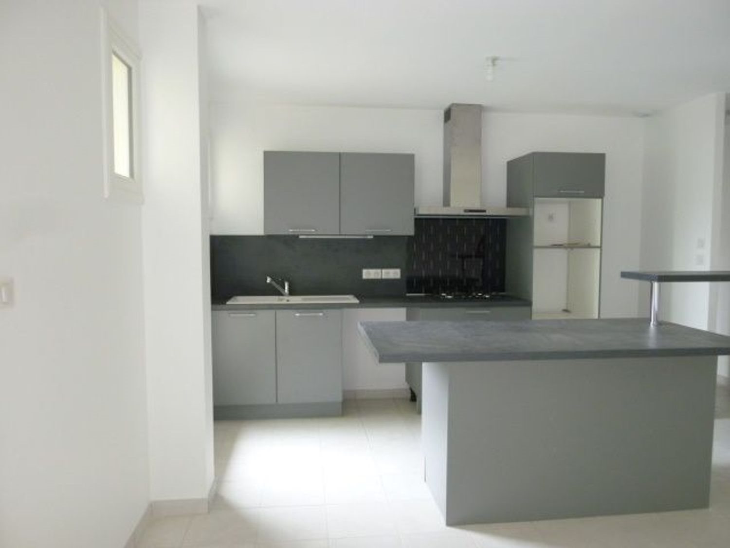 Appartement à louer, 131m², Saintes
