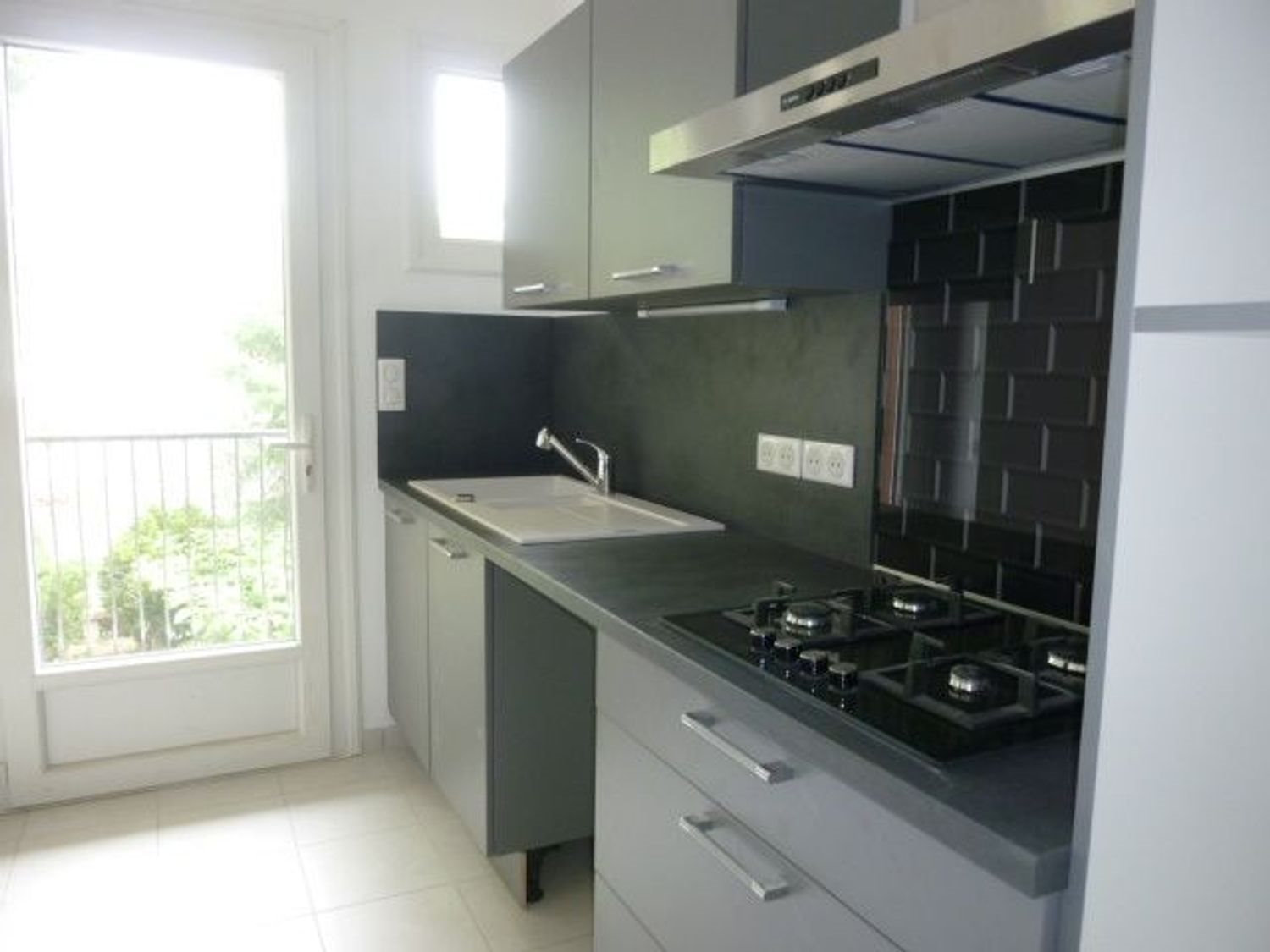 Appartement à louer, 131m², Saintes