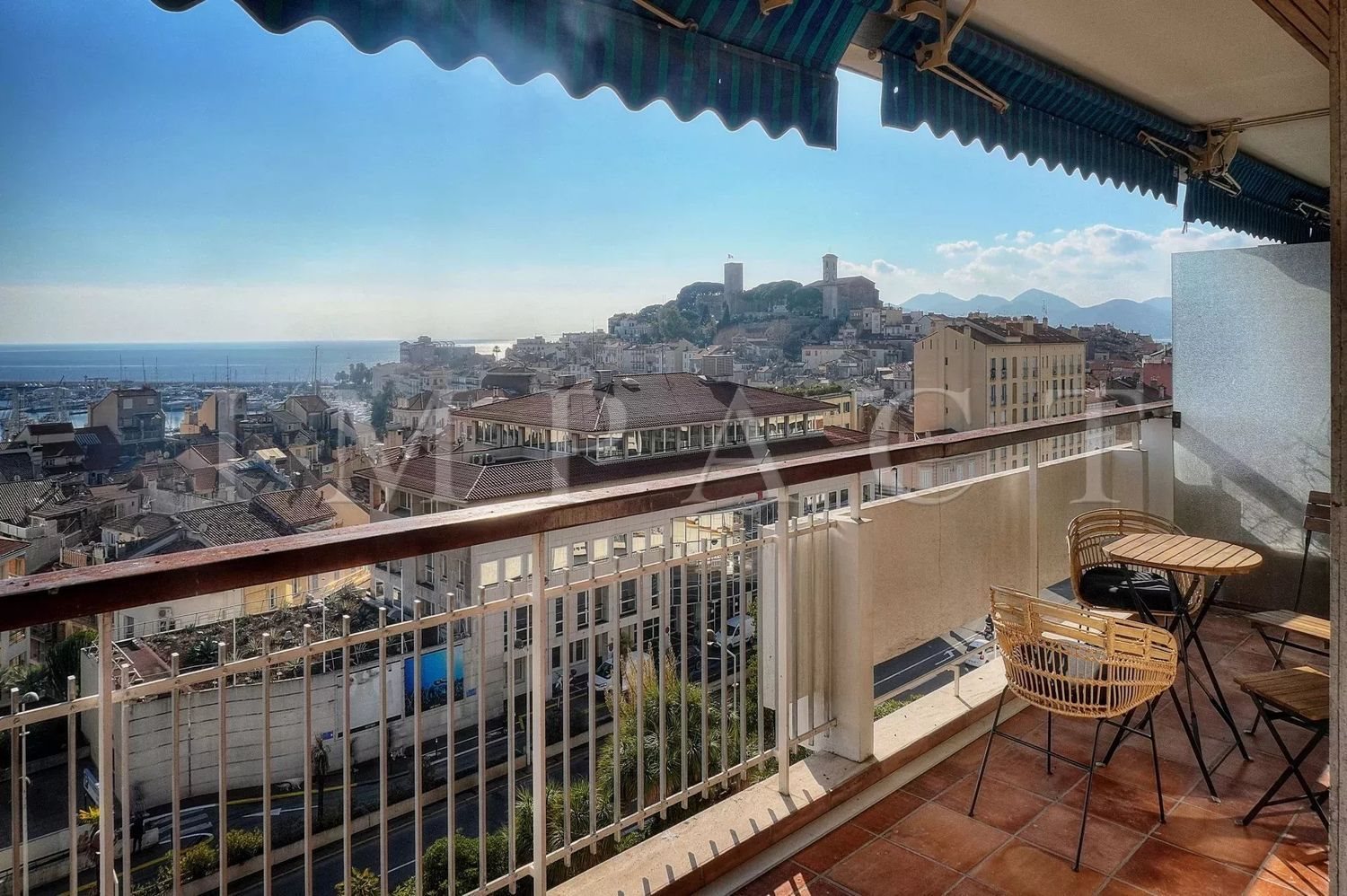 Appartement à louer, 96m², Cannes