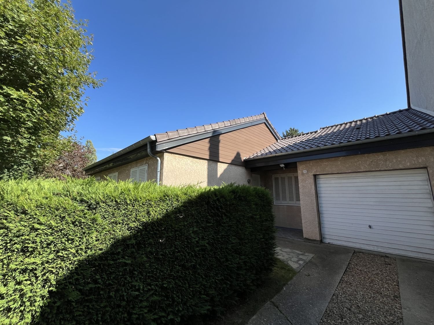 Maison à louer, 105m², Gometz-le-Châtel