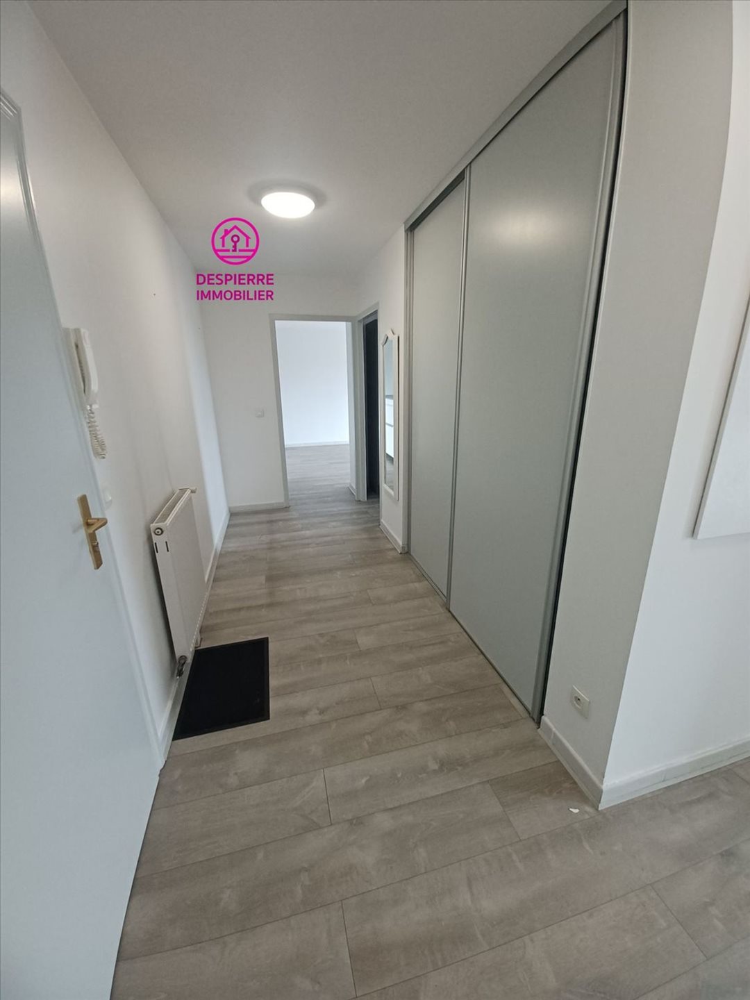 Appartement à vendre, 71m², Roussillon