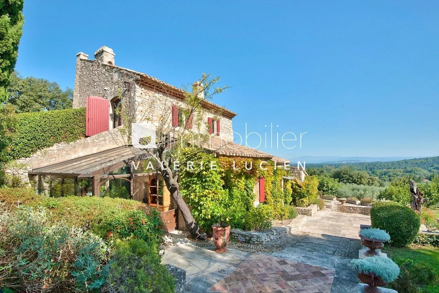 Maison à louer, 494m², Eygalières