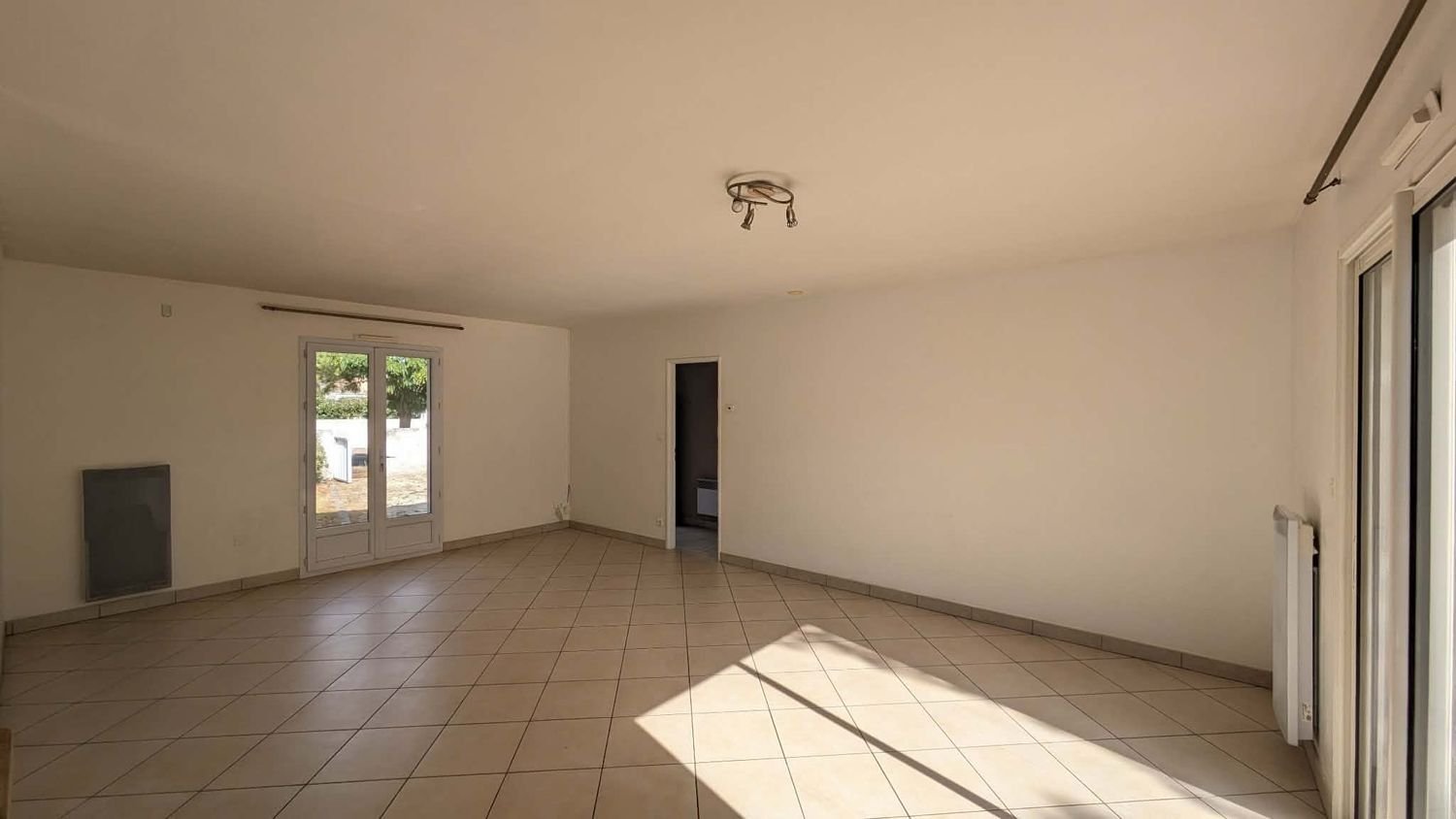 Maison à vendre, 81m², Frontenay-Rohan-Rohan