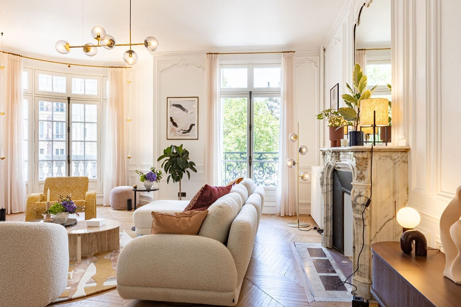 Appartement à louer, 221m², Paris 8ème