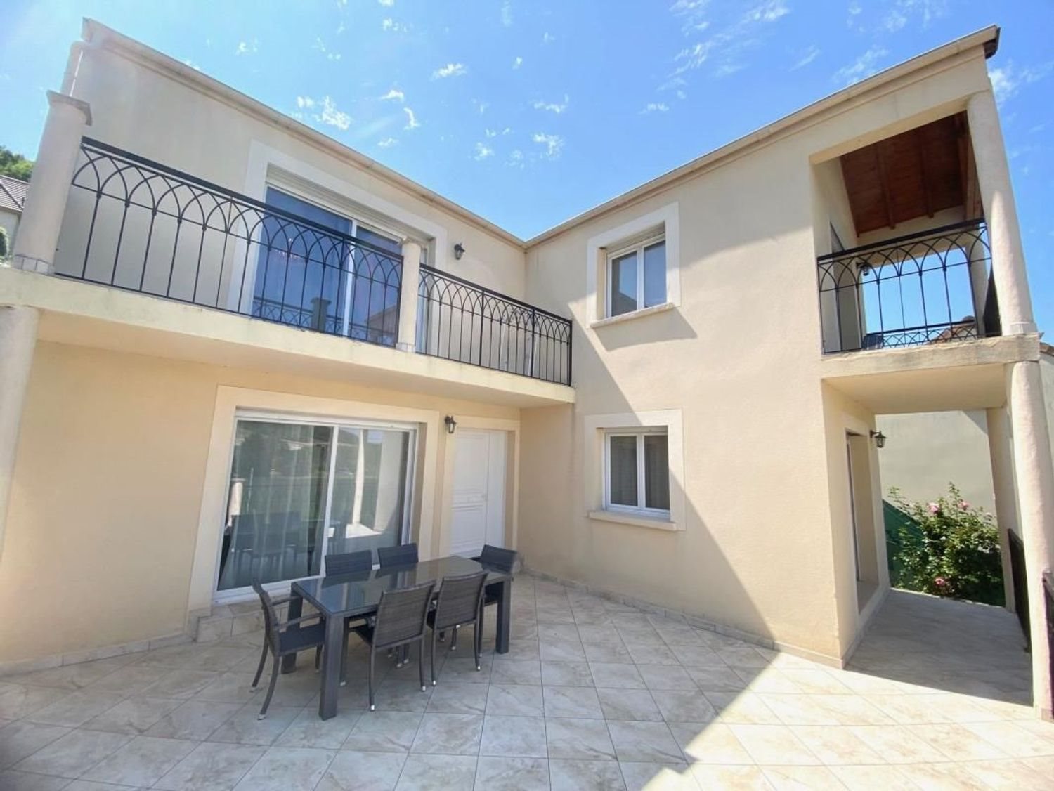 Maison à vendre, 216m², La Falaise