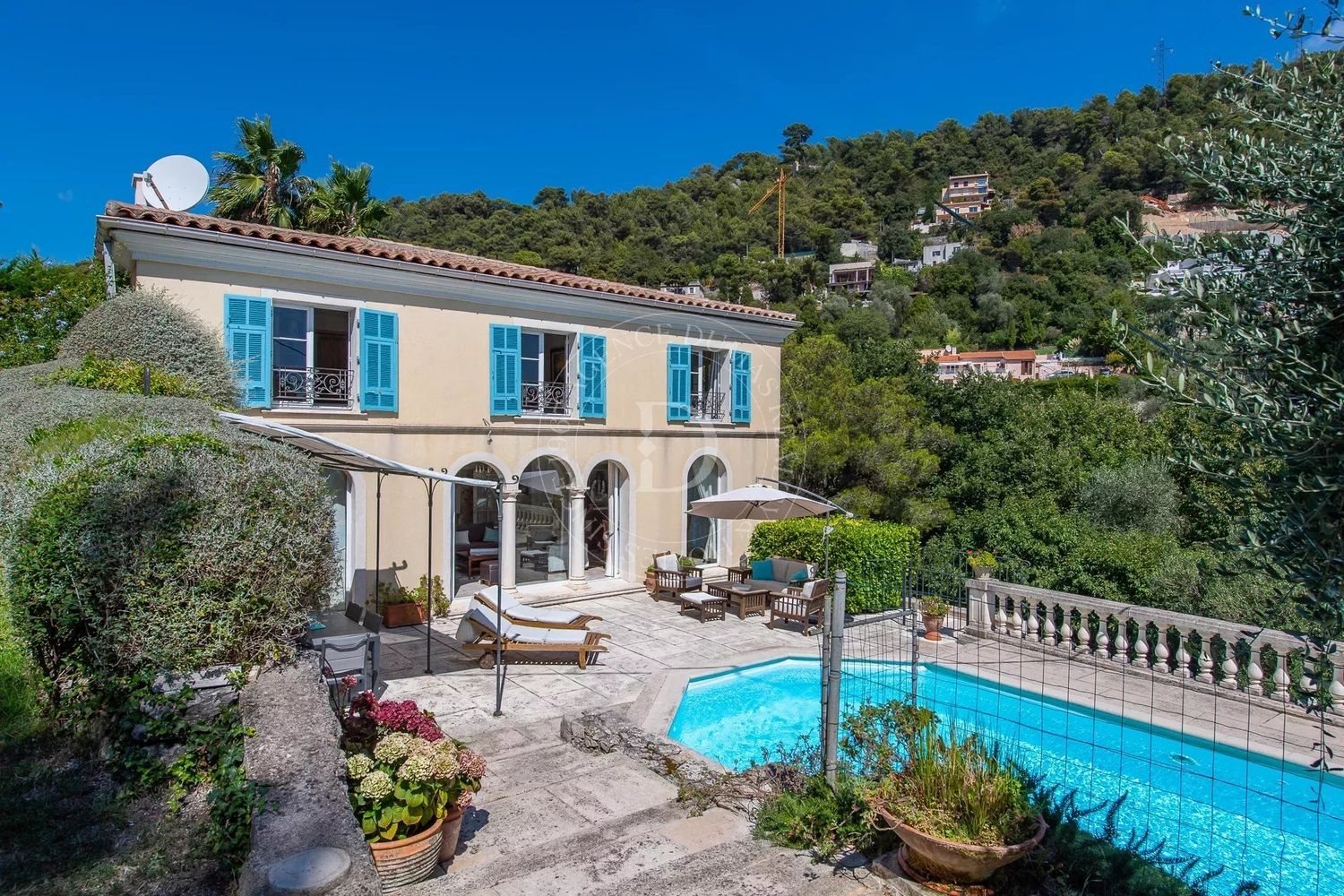 Maison à louer, 260m², Villefranche-sur-Mer