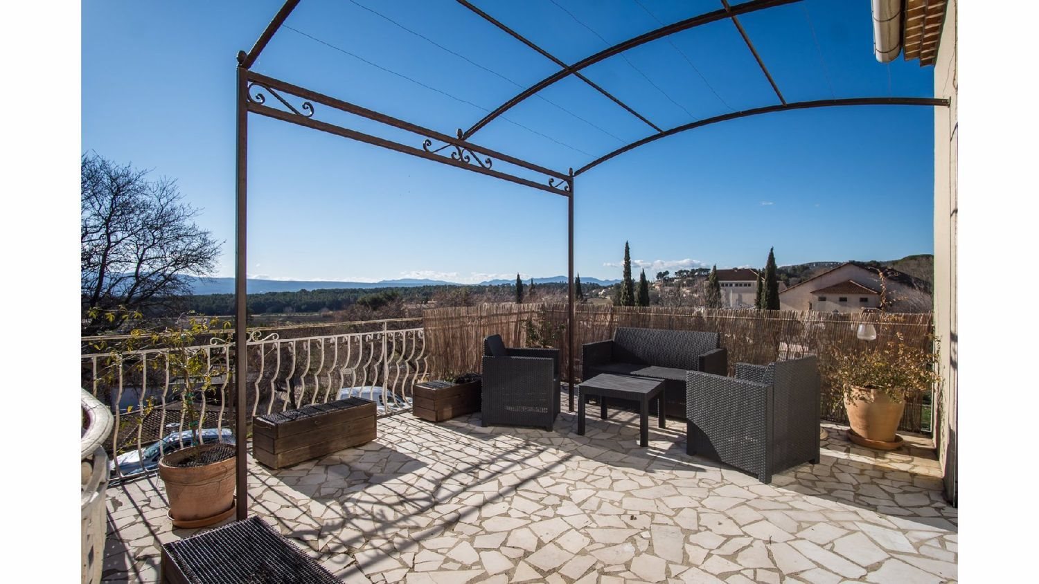 Maison à vendre, 125m², Puyloubier