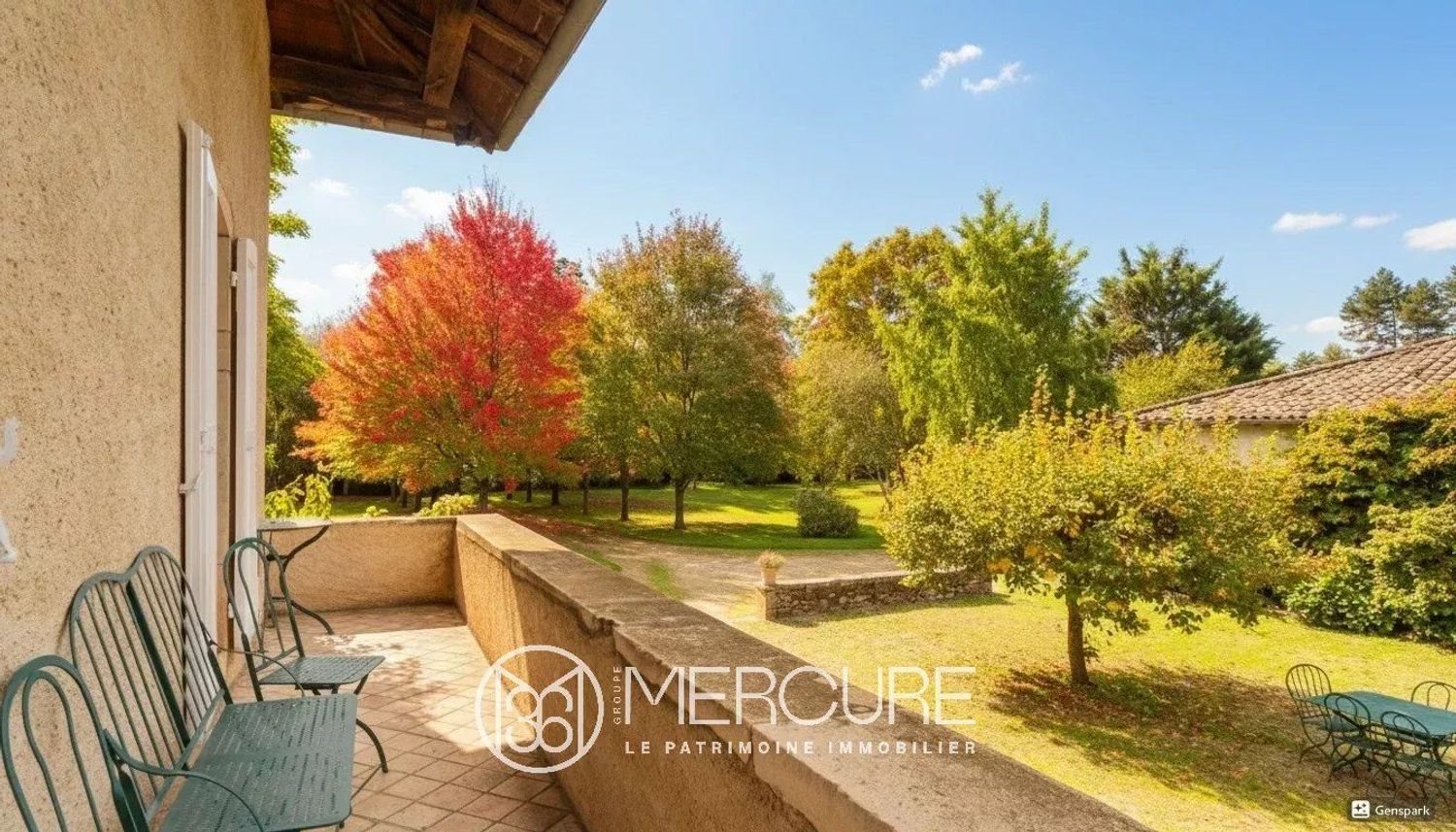 Maison à vendre, 325m², Romanèche-Thorins