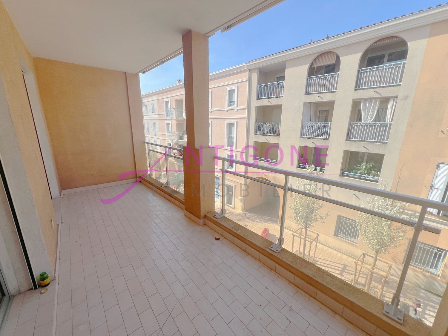 Appartement à louer, 47m², Sanary-sur-Mer